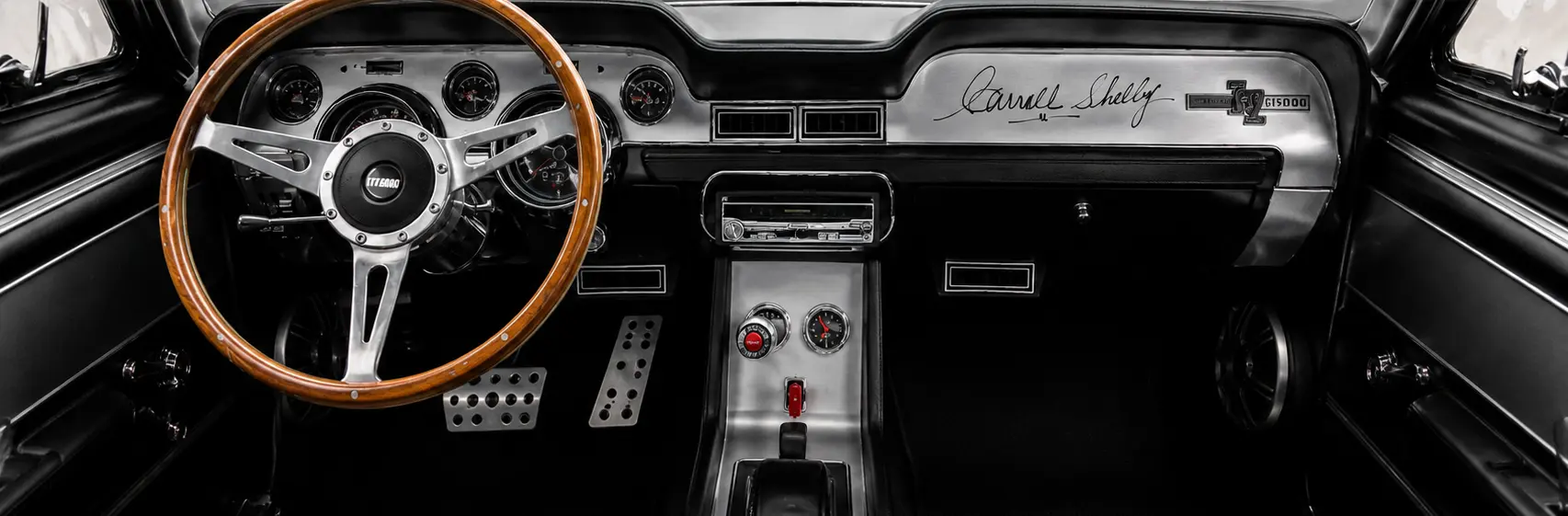 Steering wheel and interior